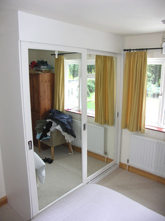 wardrobes with mirrored sliding doors